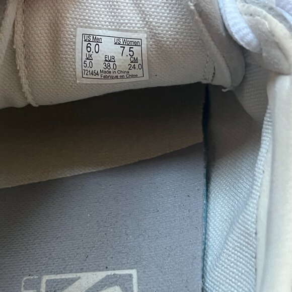 VANS Off-White Suede Sneaker - Women’s 7.5/Men's 6.0 - Model 721454 - Picture 6 of 6